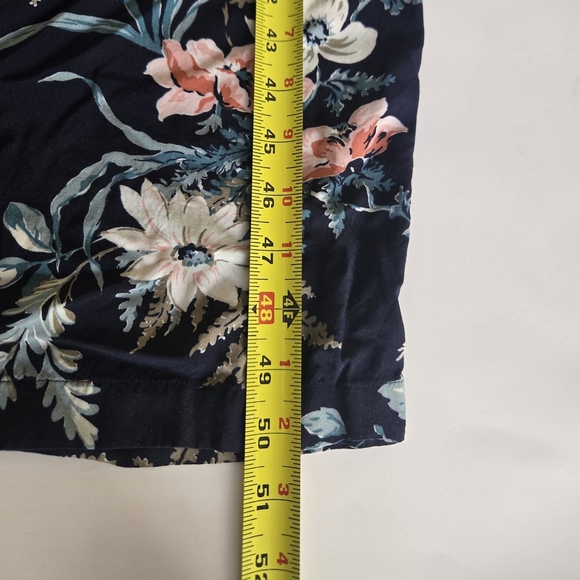 LOFT Black and Pink Floral Jumpsuit with Elegant Wide-Leg Design.Size 4 - Picture 5 of 14